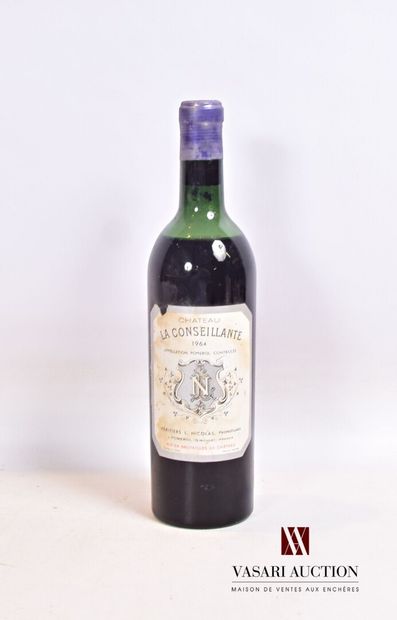 null 1 bouteille	Château LA CONSEILLANTE	Pomerol	1964

	Et. tachée (1 déchirure)....