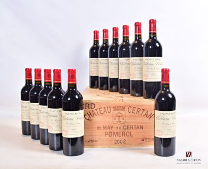 null 12 bouteilles	Château CERTAN DE MAY	Pomerol	2002

	Et.: 11 impeccables, 1 avec...