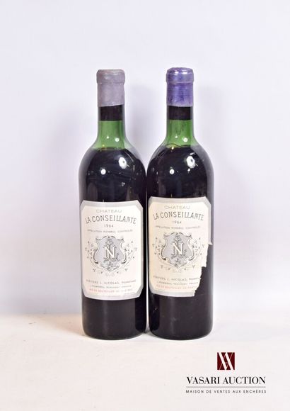 null 2 bouteilles	Château LA CONSEILLANTE	Pomerol	1964

	Et. un peu tachées (1 déchirée)....