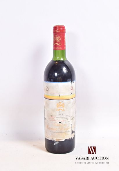 null 1 bouteille	Château MOUTON ROTHSCHILD	Pauillac 1er GCC	1983

	Et. fanée, tachée...