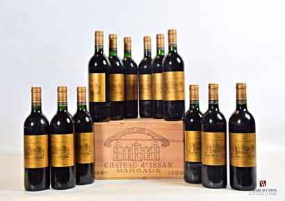 null 12 bouteilles	Château D'ISSAN	Margaux GCC	1989

	Et. impeccables. N : 4 mi goulot,...