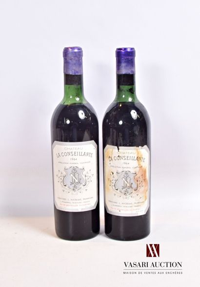 null 2 bouteilles	Château LA CONSEILLANTE	Pomerol	1964

	Et.: 1 à peine tachée, 1...
