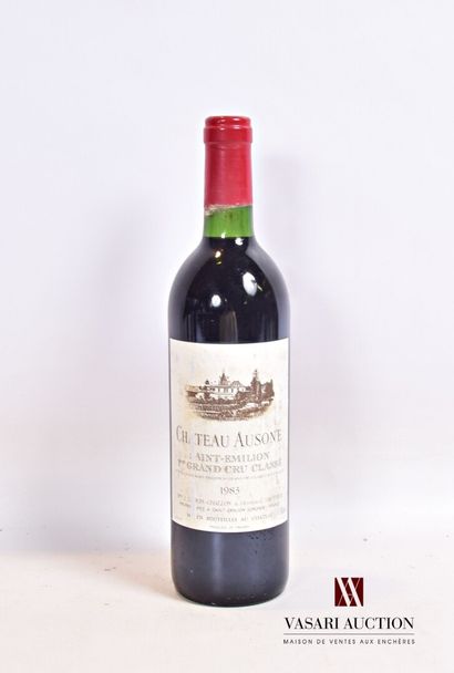 null 1 bouteille	Château AUSONE	St Emilion 1er GCC	1983

	Et. un peu fanée, tachée...