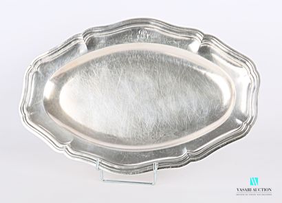 null Oval-shaped silver dish, the border with a numbered border hemmed in with fillets.

Weight...