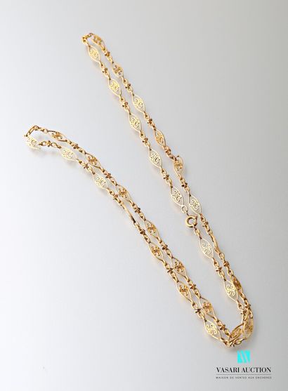 null Necklace in yellow gold 750 thousandths formed of filigree shuttle links and...