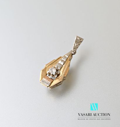 null Pendant Art deco in gold 750 thousandths of two tones of trapezoidal form with...