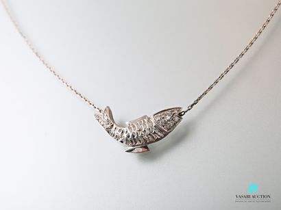 null Necklace in white gold 585 thousandths, mesh forçat decorated with a fish motif...