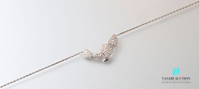 null Necklace in white gold 585 thousandths, mesh forçat decorated with a fish motif...