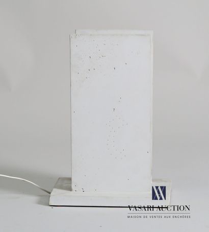 null PASSANITI Francesco (born in 1952)

Lamp in BEFUP DUCTAL of white color, it...