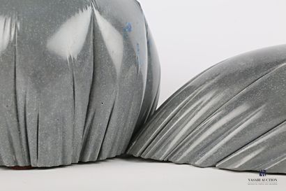 null PASSANITI Francesco (born in 1952)

Set of three sculptures "Caresses" in grey...