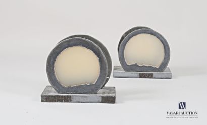 null PASSANITI Francesco (born in 1952)

Pair of lamps in BEFUP DUCTAL of grey color,...