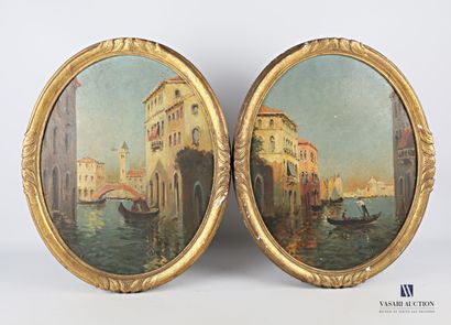 null MANCINI (early 20th century)

Gondolas in Venice

Pair of oil on panel with...