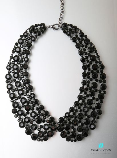 null Necklace "claudine neck" openwork decorated with faceted black stone, the clasp...