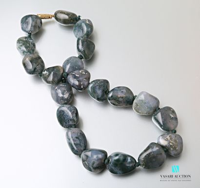 null Necklace of natural moss agate pebbles, the clasp with screw

Length : 48 c...