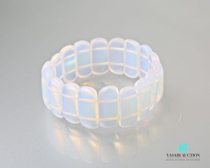 null Bracelet of opaline plates on elastic cord