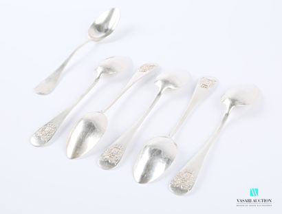 null Set of six silver teaspoons, the single flat handle is decorated with a crowned...