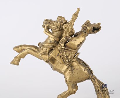 null AFRIQUE

Sujet en bronze figurant un cavalier sur son cheval cabrant.

(usures...