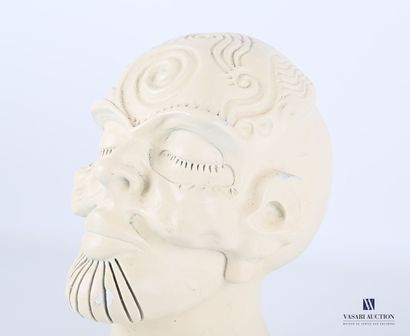 null CHAPORA (XXème siècle)

Tête anthropomorphe décoré de motifs en spirale

Plâtre...
