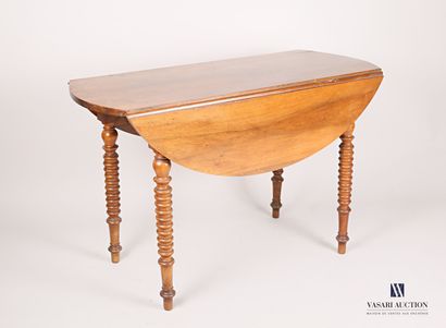 null Table en bois naturel mouluré, le plateau à volets de forme ovale repose sur...