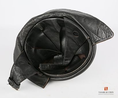 null German aircraft pilot helmet, Lederhelm type, black leather, BE-TBE

Reproduction...