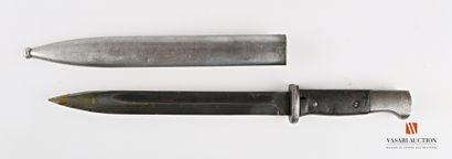 null Bayonet MAUSER model 84/98 3rd type, straight blade of 25,1 cm, stamped and...