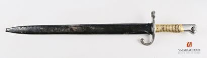 null Argentinian bayonet model 1891, right blade of 40 cm, signed with the heel of...