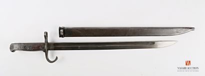 null Bayonet Arizaka type 30, straight blade of 39,9 cm, signed at the heel of a...