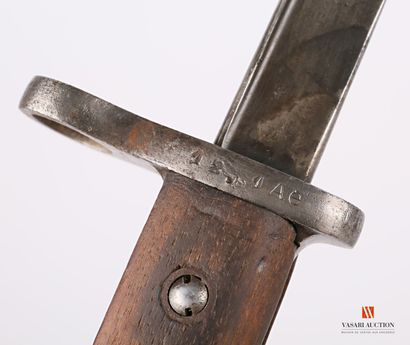 null Belgian bayonet model 1916, model built with grip blade, handle with wooden...