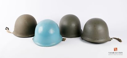 null French Army: heavy helmets model 51, Army khaki paint (3 pieces), UN light blue...