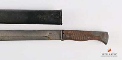 null German bayonet MAUSER model 98/05, blade carp tongue of 38 cm with plates wood...