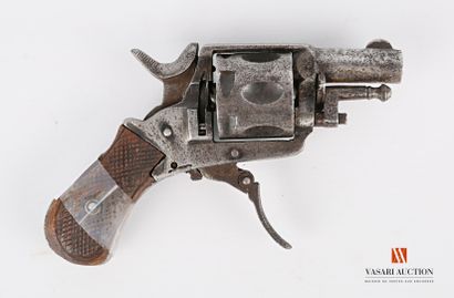 null British Bulldog type pocket revolver, .320 caliber, six-chamber cylinder, folding...
