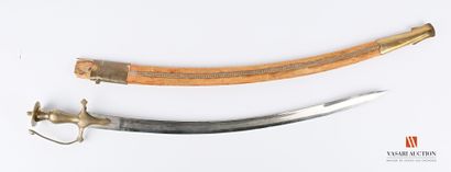 null Indian Talwar sword, curved blade of 62 cm, with counter-edge and engraved with...