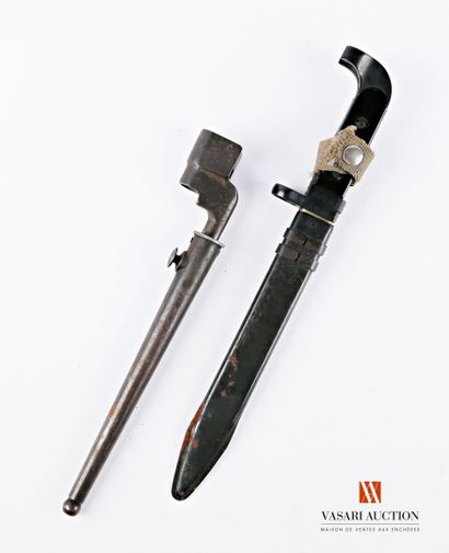 null British "nail" bayonet model n° 4 MK II, 200 mm blade, metal scabbard, TL 264...