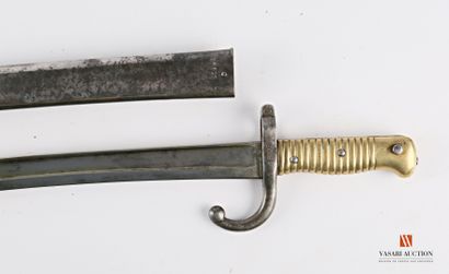 null Bayonet sword CHASSEPOT model 1866, yatagan blade of 57,4 cm, marked on the...