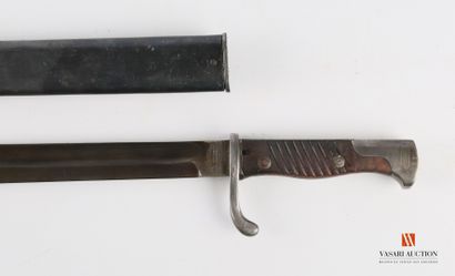 null German bayonet MAUSER model 98/05, blade carp tongue 36,7 cm, signed at the...