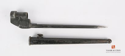 null British bayonet n°4 Mk III, very rare simplified model with moulded pommel,...