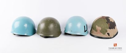 null French Army: helmets model F1, with camouflaged helmet cover, blue UN paint...