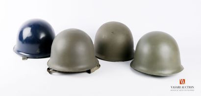 null French Army: heavy helmets model 51, Army khaki paint (3 pieces), Gendarmerie...