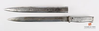 null Bayonet MAUSER 98 model erzats, straight blade of 31,3 cm, monobloc steel handle...