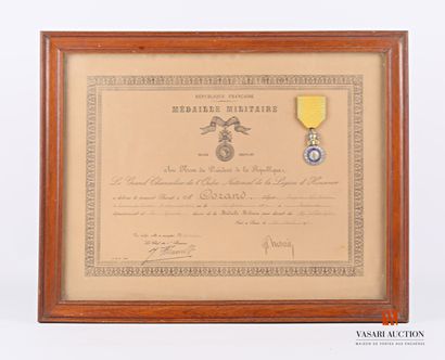 null Medal and its patent "Military medal value discipline in the name of the president...