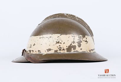 null Adrian helmet model 1926, nurse's model, chinstrap and interior tan leather,...