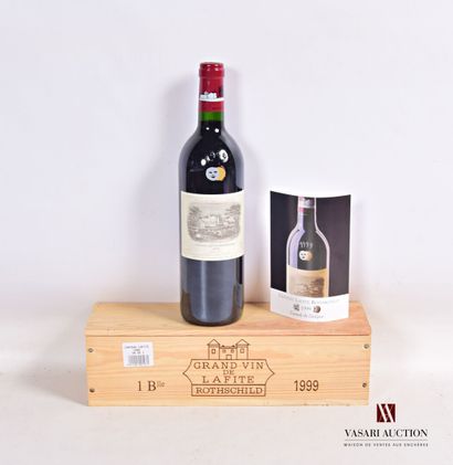null 1 bottle Château LAFITE ROTHSCHILD Pauillac 1er GCC 1999

	Bottle engraved with...
