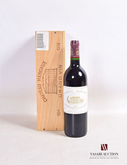 null 1 bouteille	Château MARGAUX	Margaux 1er GCC	1998

	Présentation et niveau, impeccables....