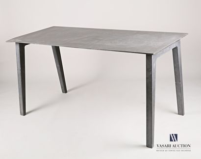 null PASSANITI Francesco (born in 1952)

Table in grey BEFUP DUCTAL (Fiber-reinforced...
