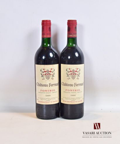 null 2 bouteilles	Château FERRAND	Pomerol	1988

	Et. un peu tachées. N : tout en...