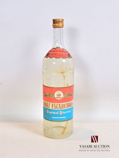 null 1 bouteille	Liqueur ANIZ ESCARCHADO Qualité Superfine (Portugal)		

	90 cl -...