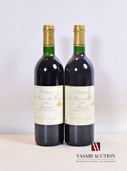 null 2 bottles Château LA CROIX DU CASSE Pomerol 1994

	Stained. N: 1 bottom neck,...