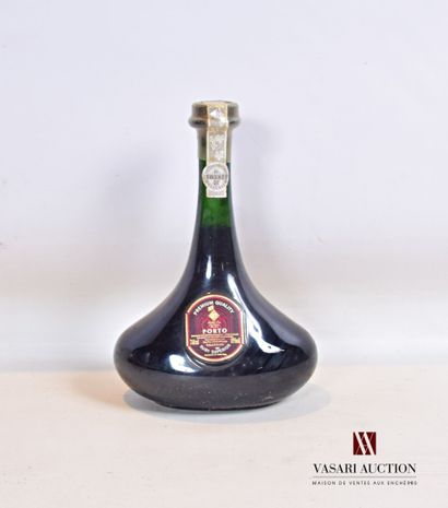null 1 bottle Premium Quality Ruby Superior Port

	75 cl - 19°. And. barely stained....