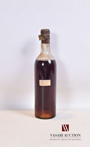 null 1 bouteille	Château GRAND CARRETEY	Haut Barsac	1955

	Sans étiquette. Jupe de...