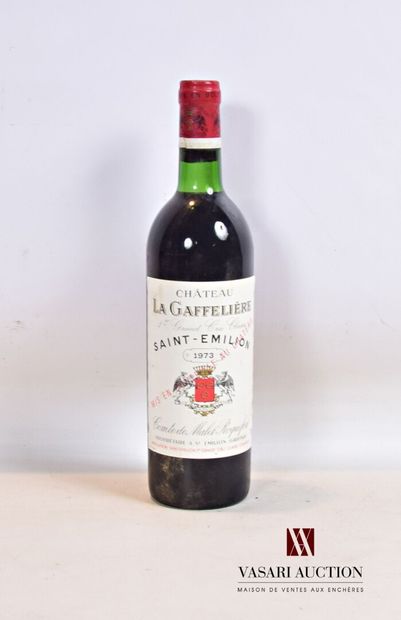 null 1 bouteille	Château LA GAFFELIÈRE	St Emilion 1er GCC	1973

	Et. un peu tachée....